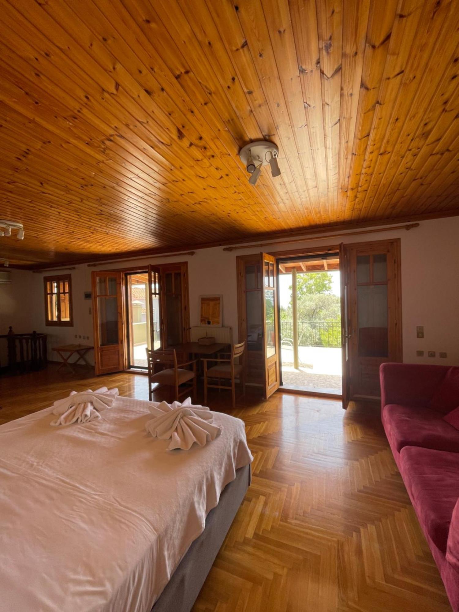 Beachfront Estate In Agios Isidoros Plomari Dış mekan fotoğraf