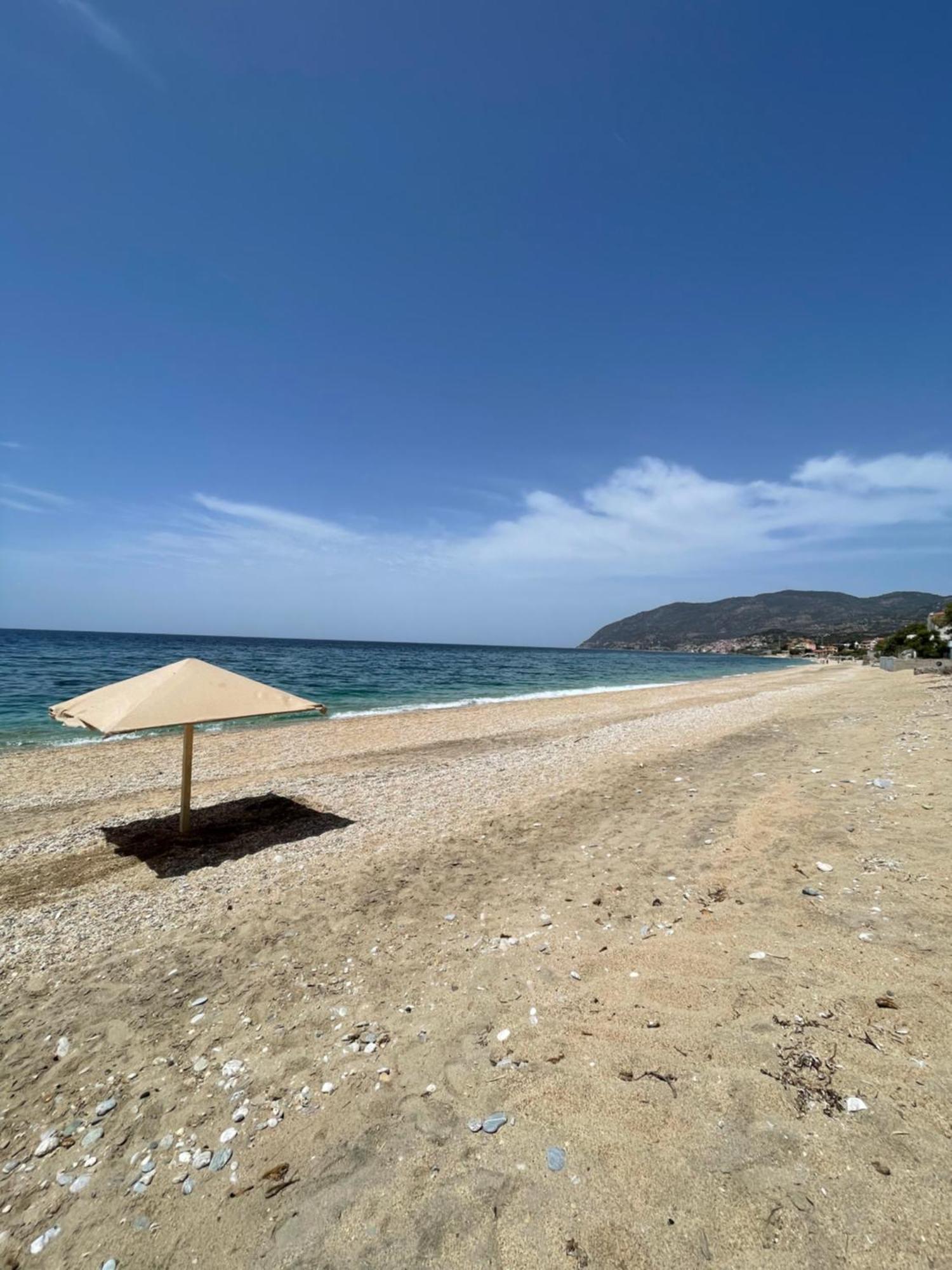 Beachfront Estate In Agios Isidoros Plomari Dış mekan fotoğraf